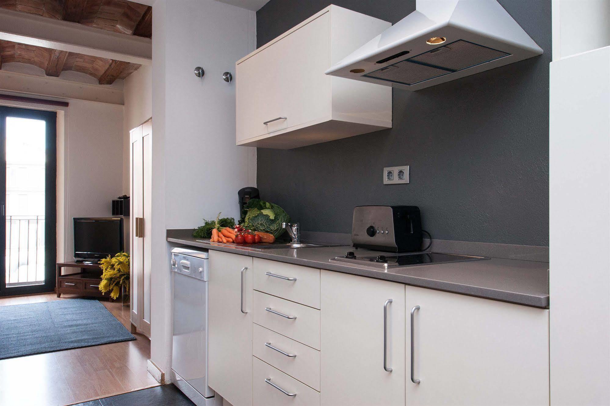 Short Stay Group Liceu Serviced Apartments バルセロナ エクステリア 写真