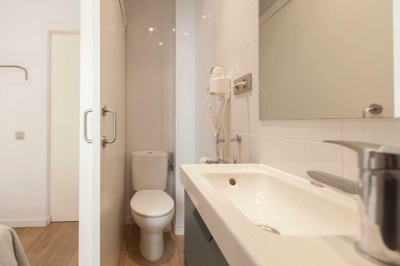 Short Stay Group Liceu Serviced Apartments バルセロナ エクステリア 写真