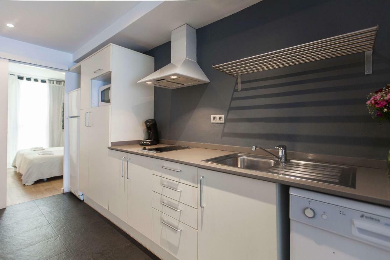 Short Stay Group Liceu Serviced Apartments バルセロナ エクステリア 写真