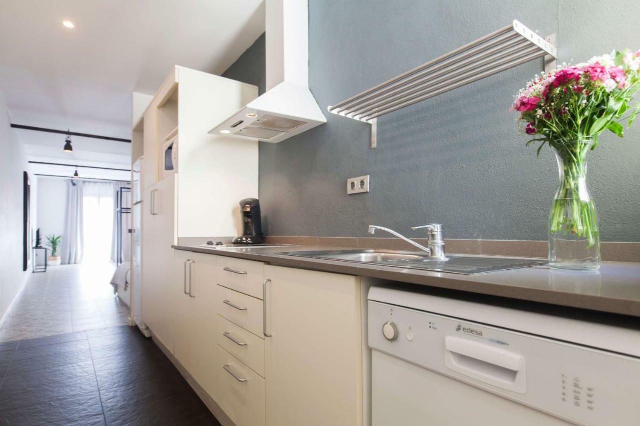 Short Stay Group Liceu Serviced Apartments バルセロナ エクステリア 写真